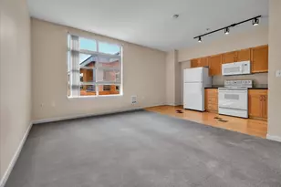 111 108th Ave NE, Bellevue, WA 98004 - Photo 5