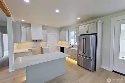 233 Saunders Avenue, Rock Island, WA 98850 - Photo 5