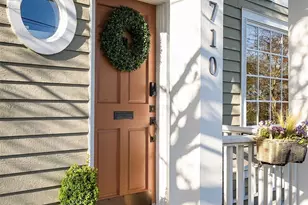 2710 W Blaine St, Seattle, WA 98199 - Photo 3