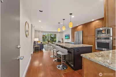 315 10th Avenue S #101, Kirkland, WA 98033 - Photo 1
