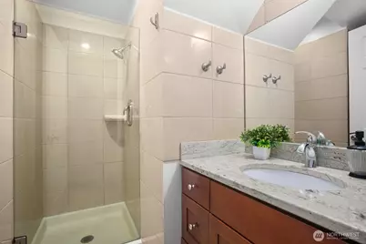 12530 SE 30th Street #A1, Bellevue, WA 98005 - Photo 17