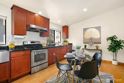 12530 SE 30th Street #A1, Bellevue, WA 98005 - Photo 9