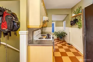 2315 E Spring St, Seattle, WA 98122 - Photo 15