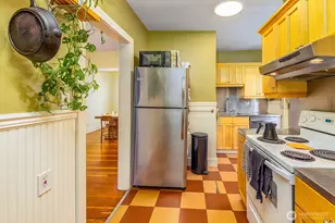 2315 E Spring St, Seattle, WA 98122 - Photo 17