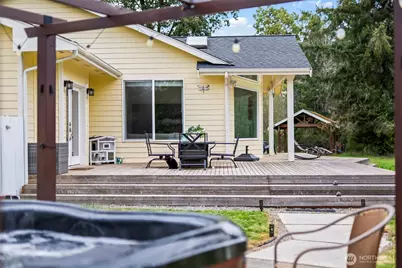 1327 196th Avenue NW, Home, WA 98349 - Photo 29