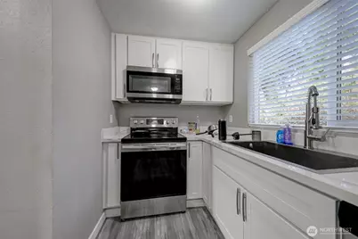 10603 - 10605 10th Avenue Ct S, Tacoma, WA 98444 - Photo 11