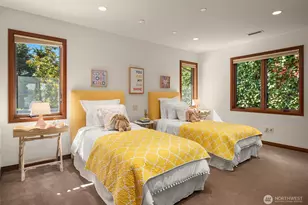 9626 SE 34th St, Mercer Island, WA 98040 - Photo 27