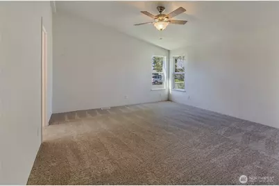 306 E H Street, Shelton, WA 98584 - Photo 17