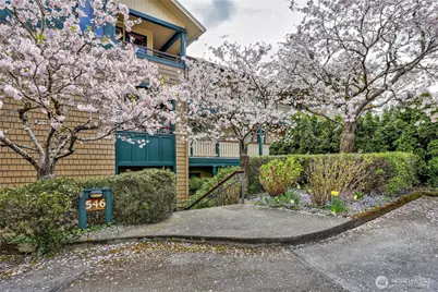 546 Wood Avenue SW #3K, Bainbridge Island, WA 98110 - Photo 7