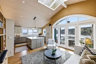 546 Wood Ave SW, Bainbridge Island, WA 98110 - Photo 17