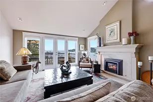 546 Wood Ave SW, Bainbridge Island, WA 98110 - Photo 19