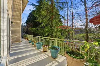 4525 47th Avenue S, Seattle, WA 98118 - Photo 11