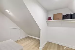 306 NW 45th St, Seattle, WA 98107 - Photo 21