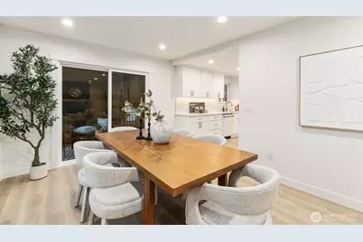 306 NW 45th Street, Seattle, WA 98107 - Photo 9