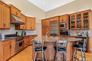109 211th Pl NE, Sammamish, WA 98074 - Photo 5