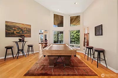 109 211th Place NE, Sammamish, WA 98074 - Photo 3