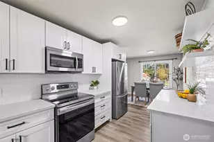 532 Radey St, Port Orchard, WA 98366 - Photo 11