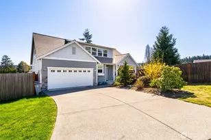 3817 Deskin Ct, Anacortes, WA 98221 - Photo 1