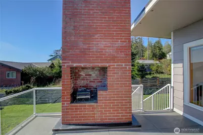 4607 Anaco Beach Road, Anacortes, WA 98221 - Photo 21