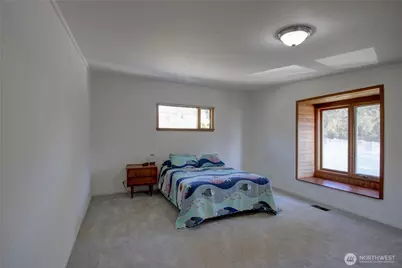 4607 Anaco Beach Road, Anacortes, WA 98221 - Photo 13