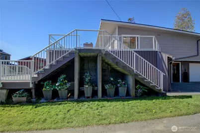 4607 Anaco Beach Road, Anacortes, WA 98221 - Photo 33