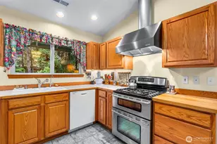 11846 Deer Trail Ln SW, Olympia, WA 98512 - Photo 7