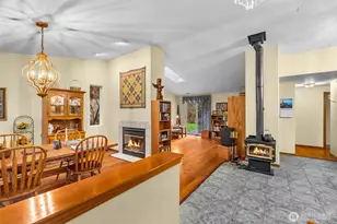 11846 Deer Trail Ln SW, Olympia, WA 98512 - Photo 3