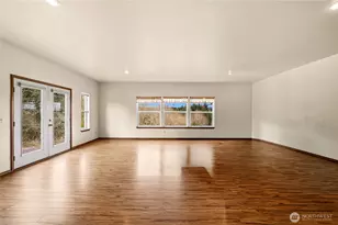 10404 210th Ln SW, Rochester, WA 98579 - Photo 23