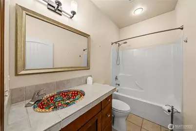 10404 210th Lane SW, Rochester, WA 98579 - Photo 17