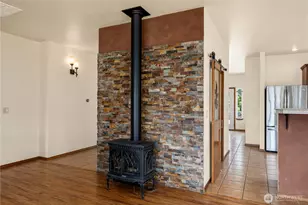 10404 210th Ln SW, Rochester, WA 98579 - Photo 25