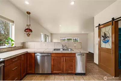 10404 210th Lane SW, Rochester, WA 98579 - Photo 21
