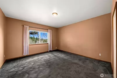 10404 210th Lane SW, Rochester, WA 98579 - Photo 27