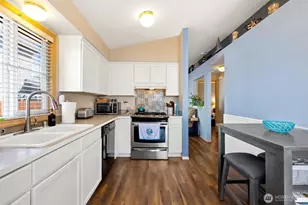 14902 44th Dr NE, Marysville, WA 98271 - Photo 9