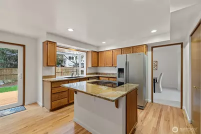 2064 Hoquiam Court NE, Renton, WA 98059 - Photo 9