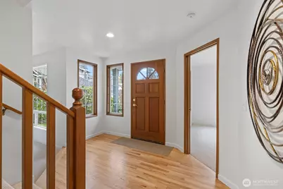 2064 Hoquiam Court NE, Renton, WA 98059 - Photo 3