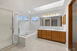 2064 Hoquiam Ct NE, Renton, WA 98059 - Photo 27