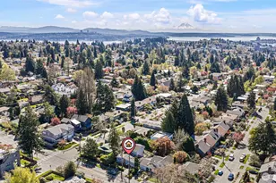 3813 NE 70th St, Seattle, WA 98115 - Photo 37