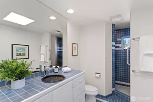 3813 NE 70th St, Seattle, WA 98115 - Photo 27