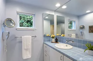 3813 NE 70th St, Seattle, WA 98115 - Photo 19