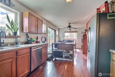 10066 Terra Glenn Street SE, Yelm, WA 98597 - Photo 11