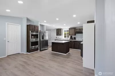 28602 75th Ave S, Roy, WA 98580 - Photo 7