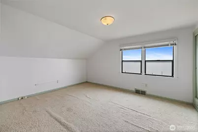 5498 Hyada Boulevard NE, Tacoma, WA 98422 - Photo 35