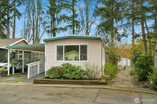 18425 NE 95th St, Redmond, WA 98052 - Photo 1