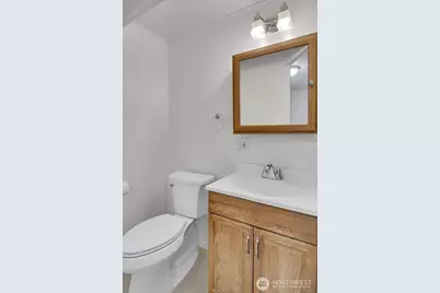 18425 NE 95th St #113, Redmond, WA 98052 - Photo 15