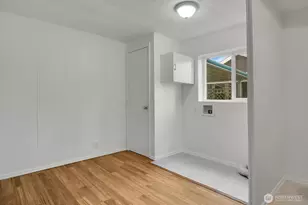 18425 NE 95th St, Redmond, WA 98052 - Photo 13