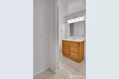 18425 NE 95th St #113, Redmond, WA 98052 - Photo 21