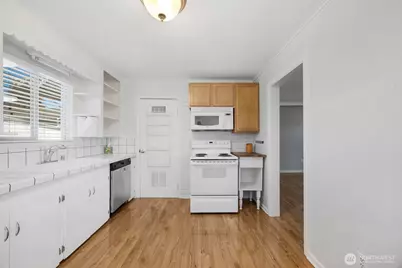 4523 N 16th Street, Tacoma, WA 98406 - Photo 9