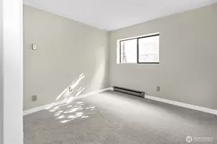 1301 S Puget Dr, Renton, WA 98055 - Photo 25