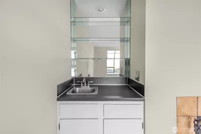 1301 S Puget Drive #A16, Renton, WA 98055 - Photo 5