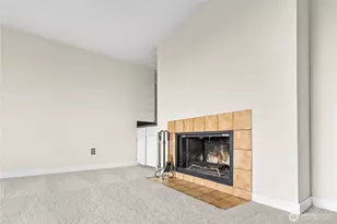 1301 S Puget Dr, Renton, WA 98055 - Photo 3